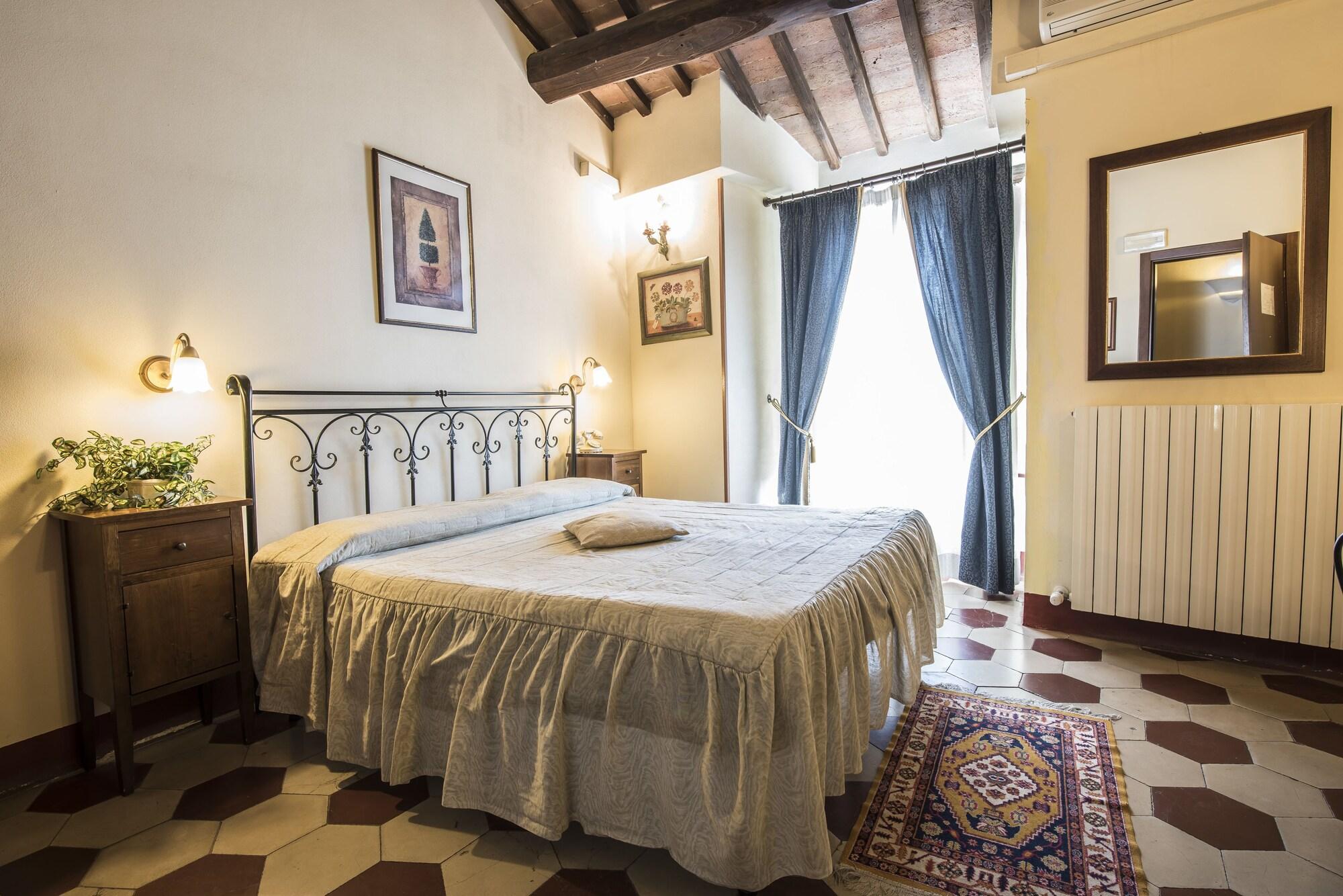 Residenza D'epoca Palazzo Fani Mignanelli Bed and breakfast 2*